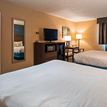Best Western Woodhaven Inn Buitenkant foto
