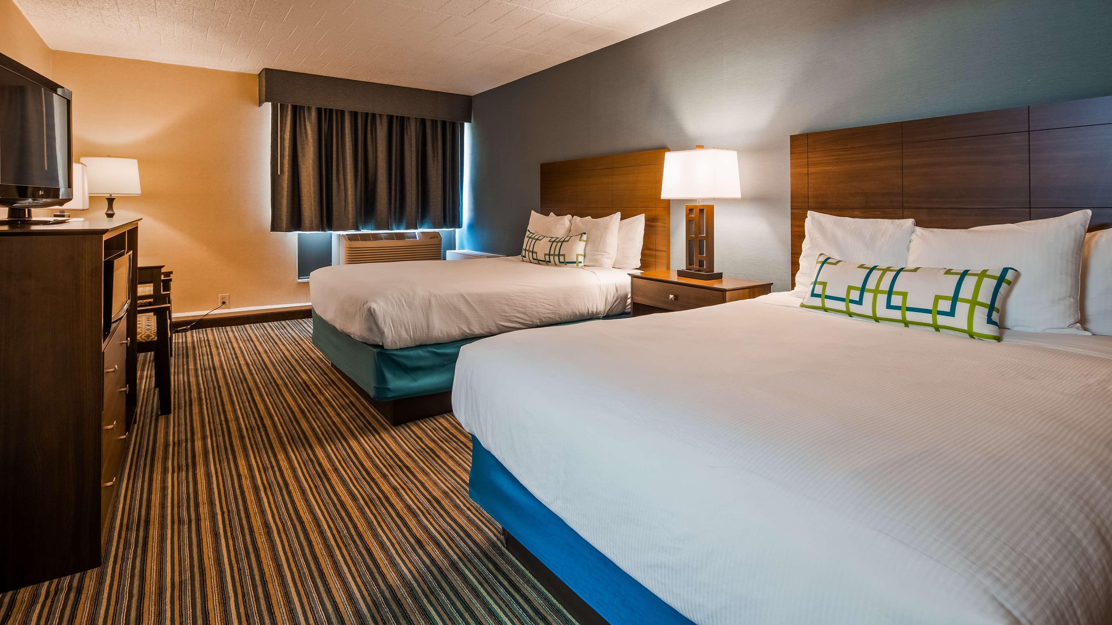 Best Western Woodhaven Inn Buitenkant foto