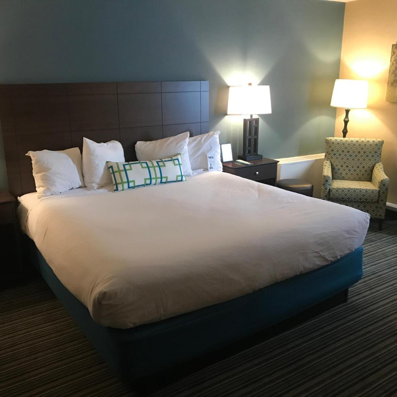 Best Western Woodhaven Inn Buitenkant foto